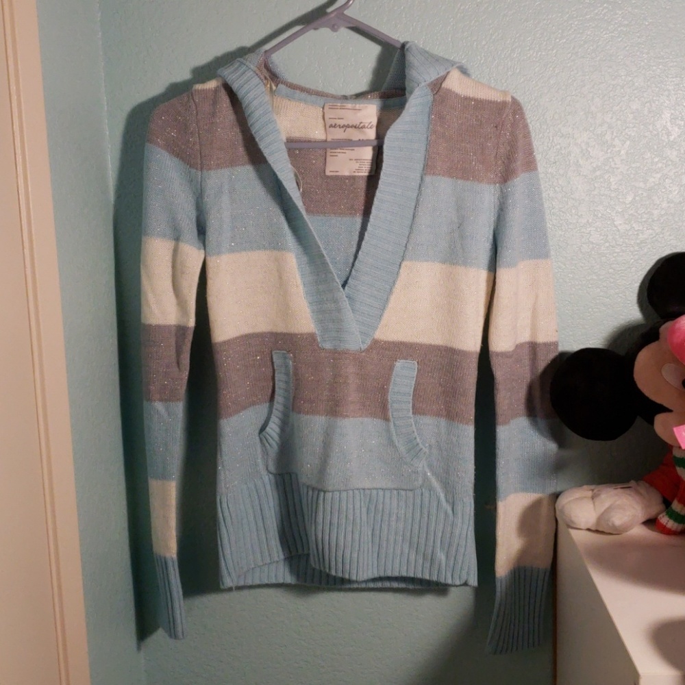 Striped knitted, hooded sweater with glitter